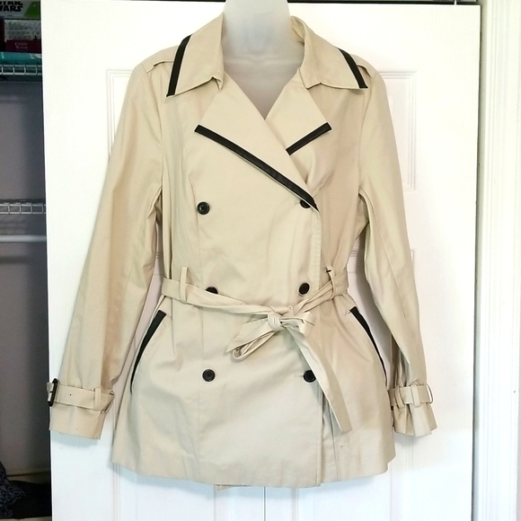 Dana Buchman Jackets & Blazers - NWOT Dana Buchman jacket double breasted w/pockets size L